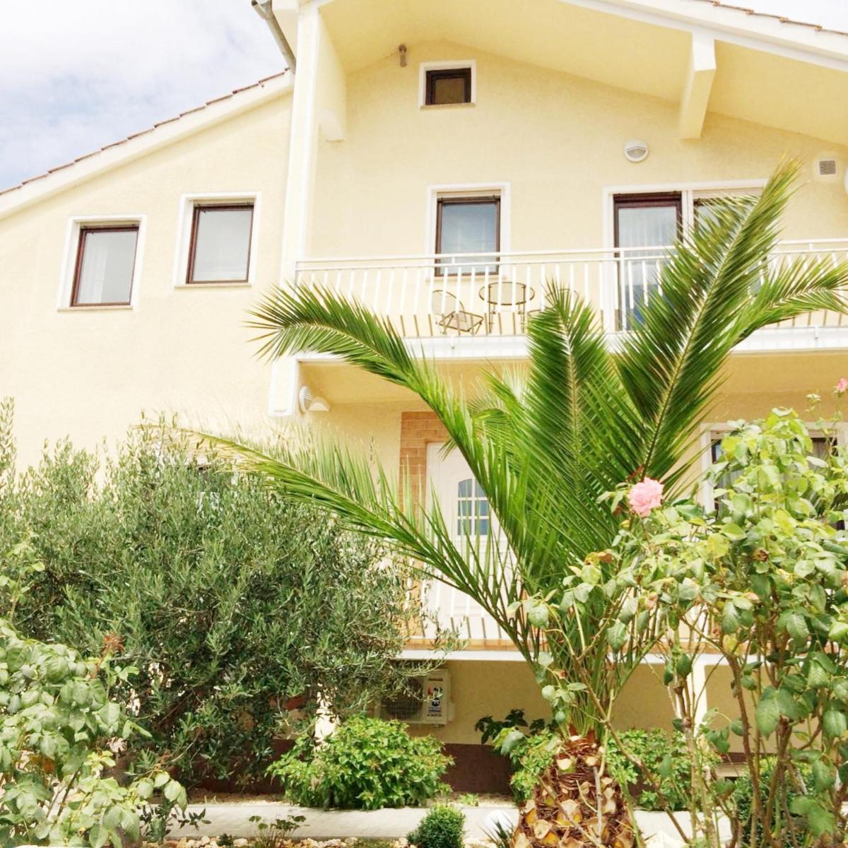Nina Appartement Zadar Buitenkant foto