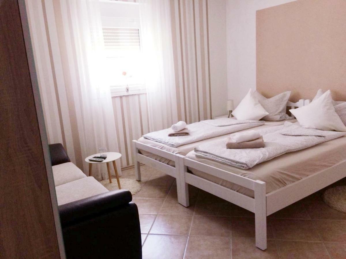 Nina Appartement Zadar Buitenkant foto