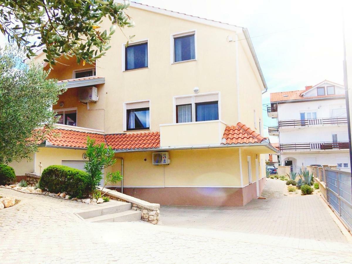 Nina Appartement Zadar Buitenkant foto